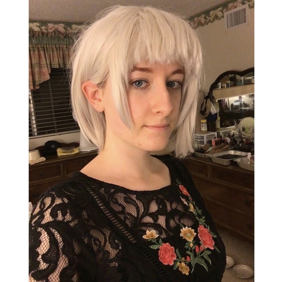 Forever 21 embroidered lace dress - Picture 2 of 6